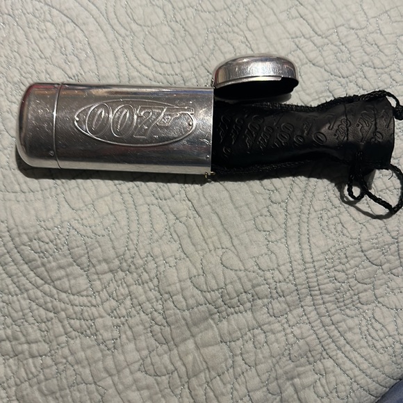 007 Fossil limited edition watch 2,393 out of 5,000 - Picture 2 of 5